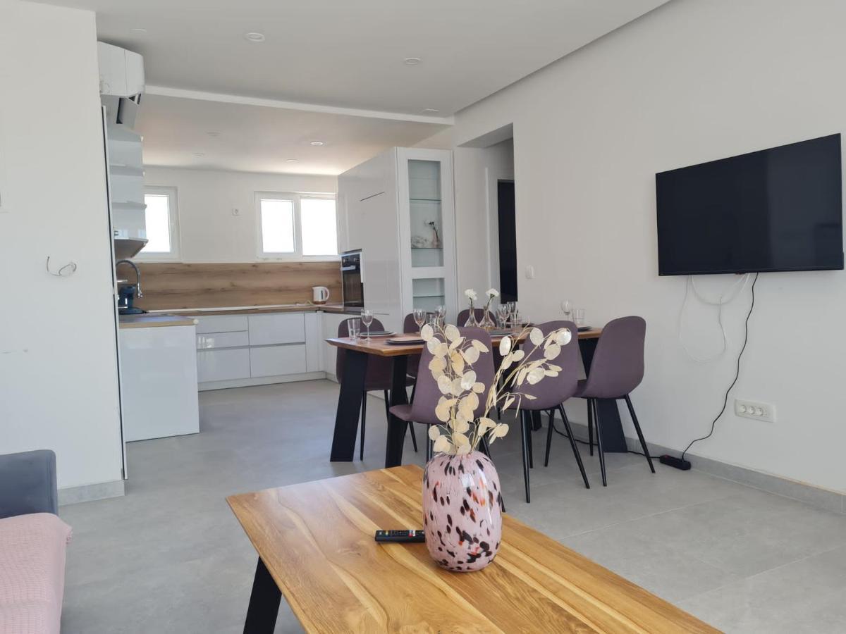 Holiday Apartment Marijana Kaštela Esterno foto