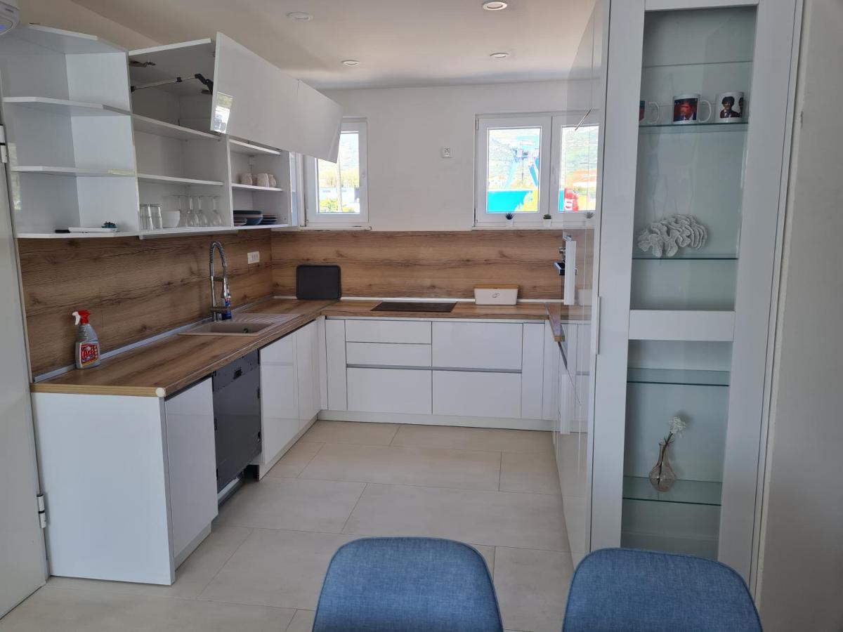 Holiday Apartment Marijana Kaštela Esterno foto