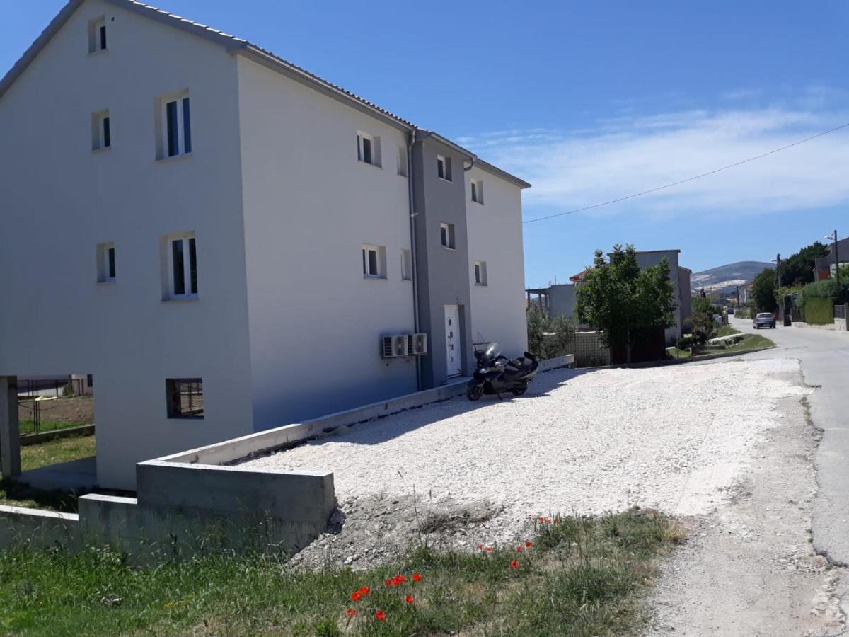 Holiday Apartment Marijana Kaštela Esterno foto